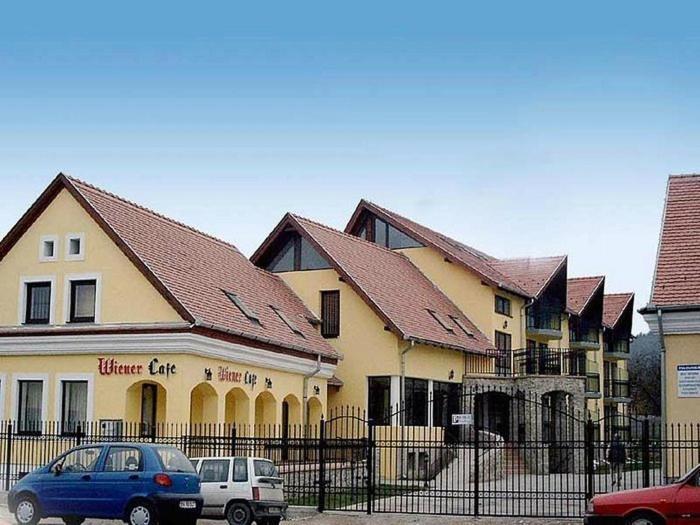 Pensiunea Casa Saxonia Rîşnov Екстериор снимка